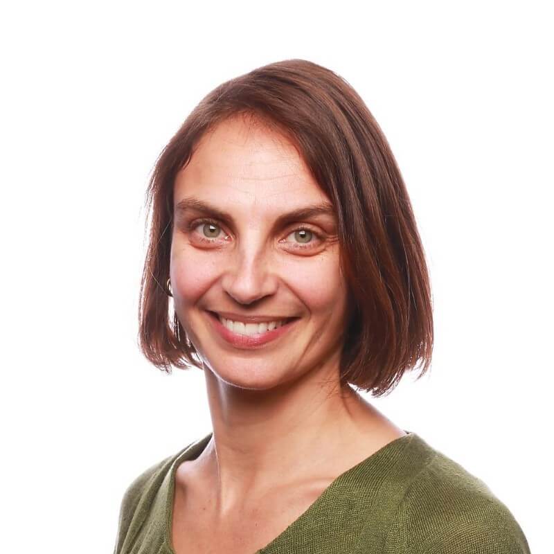 Photo of Susan Thomakos